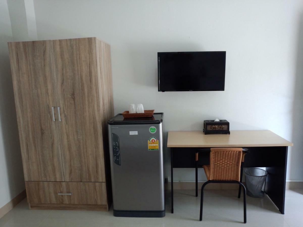 Hotel Rena House Chiang Mai Extérieur photo